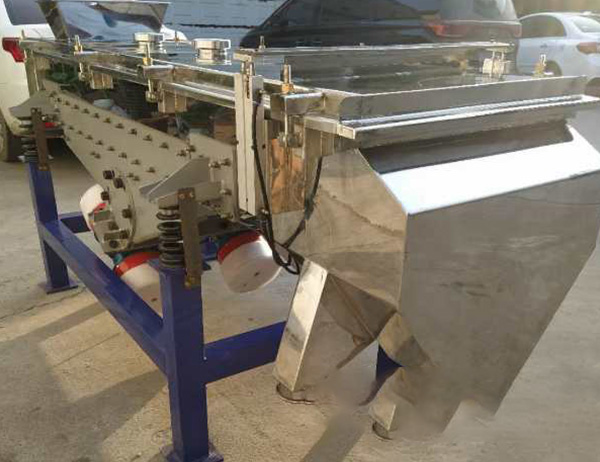 1米振動篩圓篩跟方篩對比處理能力能差多少！