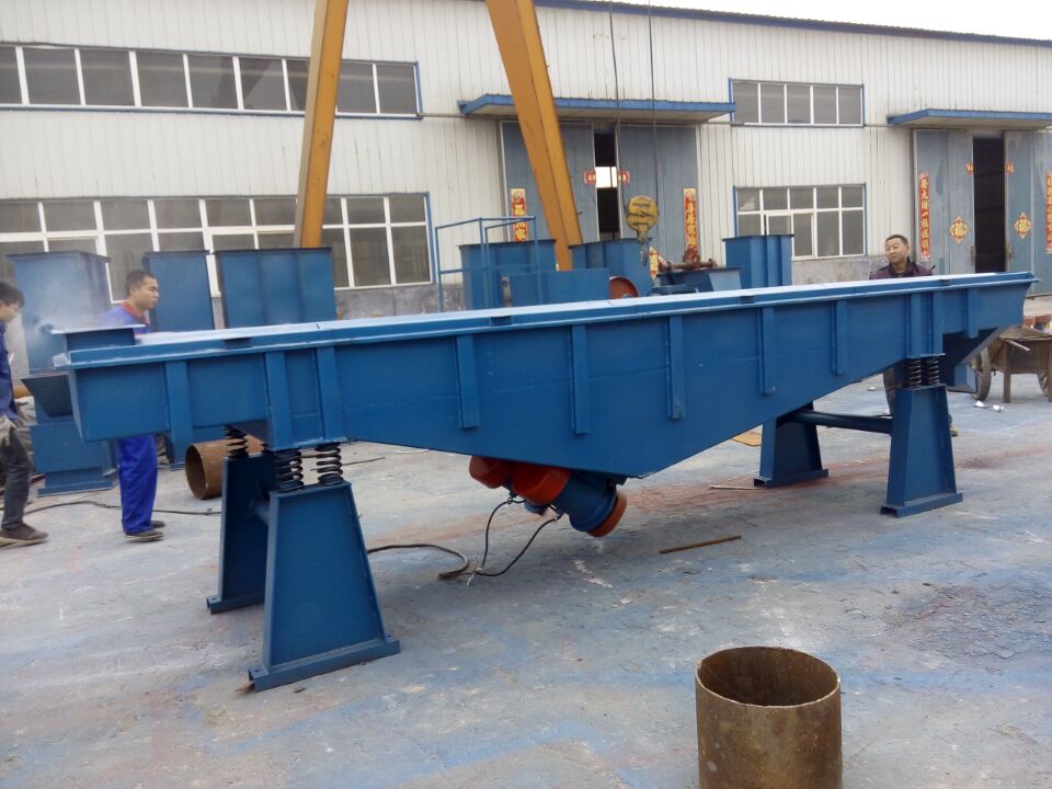 哪個廠家生產(chǎn)的多層直線篩價格便 ？