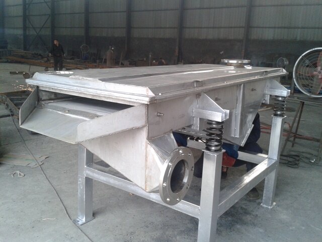 壓裂砂、石塊大小分級直線振動篩介紹